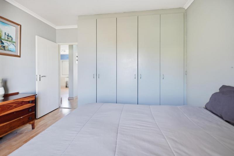 2 Bedroom Property for Sale in Sunningdale Western Cape